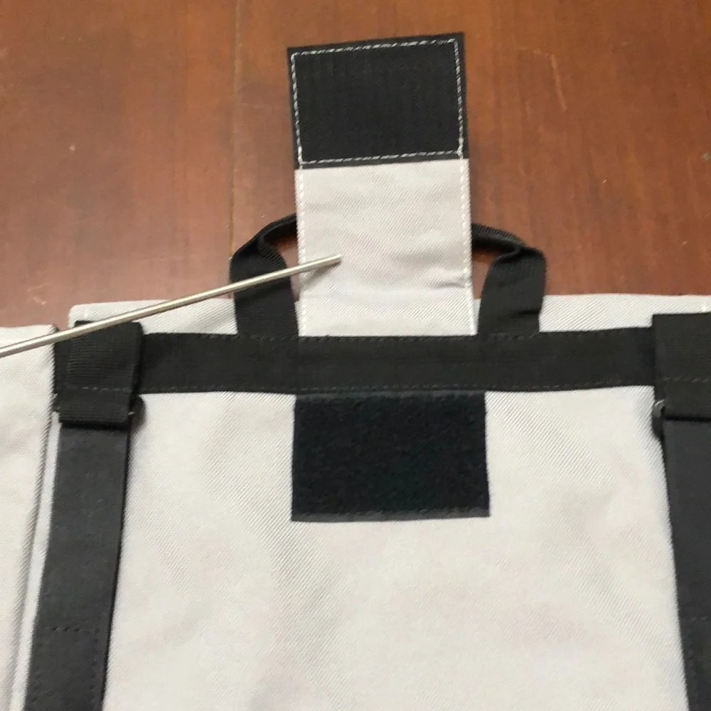 Skip Hop Bag in Gray